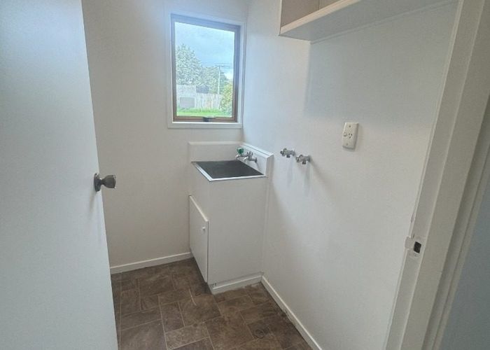  at 2/9c Jellicoe Road, Manurewa, Manukau City, Auckland