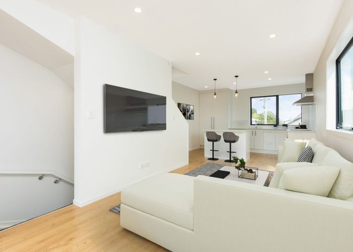  at 3 Mokopiko Court, Beach Haven, North Shore City, Auckland