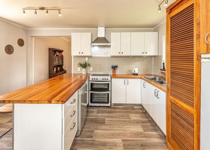  at 36 Lewis Avenue, Aramoho, Whanganui, Manawatu / Whanganui