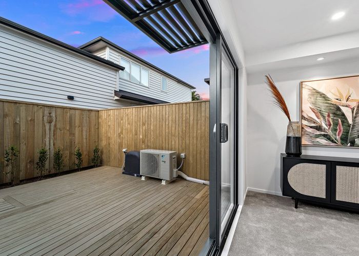  at 6/23 Tudor Road, Henderson, Waitakere City, Auckland