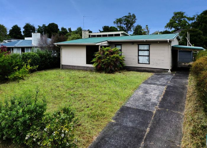  at 3 Sloane Street, Glen Innes, Auckland