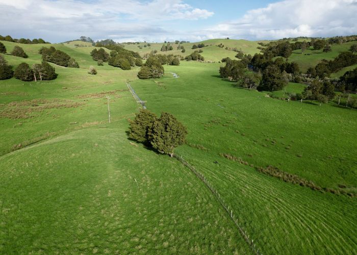  at Corner of Paradise Road and State Highway 14, Tangiteroria, Kaipara, Northland
