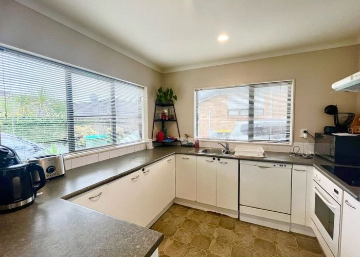  at 25 Innisowen Place, Flat Bush, Manukau City, Auckland