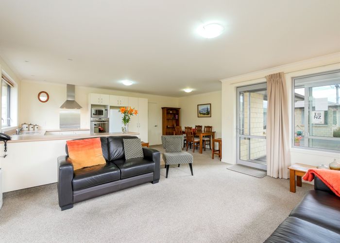  at 19B Queens Drive, Saint Kilda, Dunedin