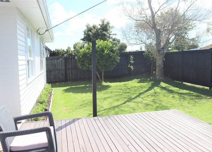  at 45 Totara Road, Te Atatu Peninsula, Auckland