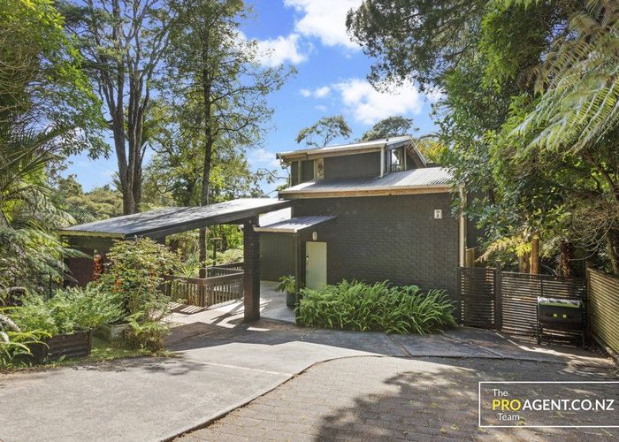  at 328 Huia Road, Titirangi, Auckland