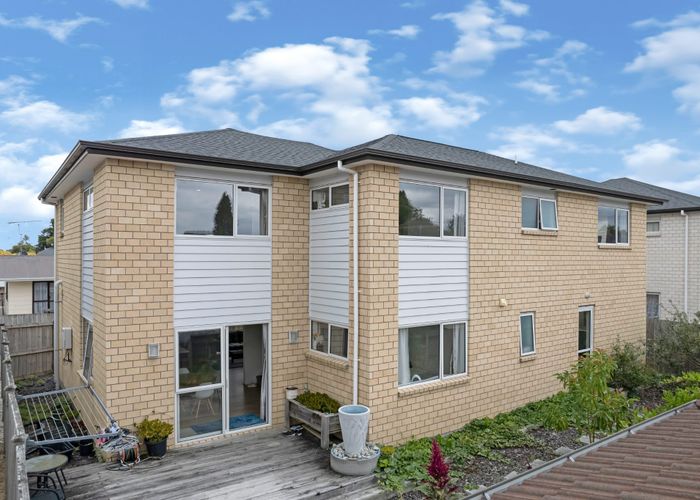  at 15 Mount st/38B Laurie Avenue, Papakura, Papakura, Auckland