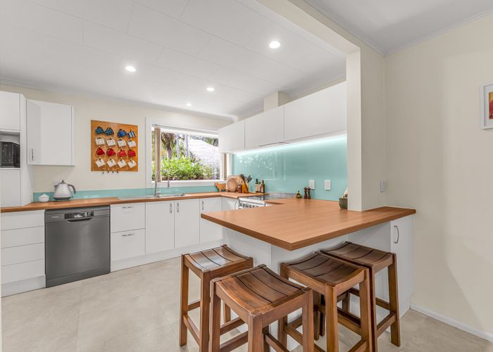  at 34 Dunedin Street, Redwood, Christchurch City, Canterbury