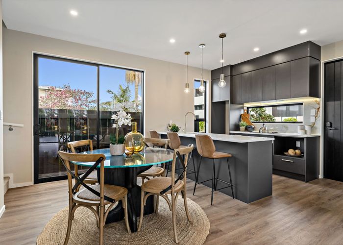  at 48 Range View Road, Mount Albert, Auckland City, Auckland