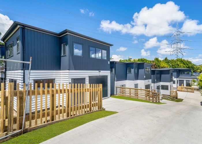  at Blockhouse Bay, Auckland City, Auckland