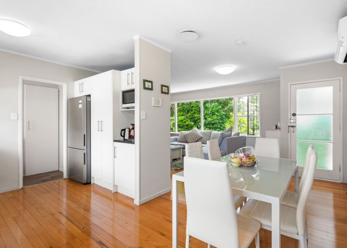  at 2/29 Titirangi Road, New Lynn, Auckland