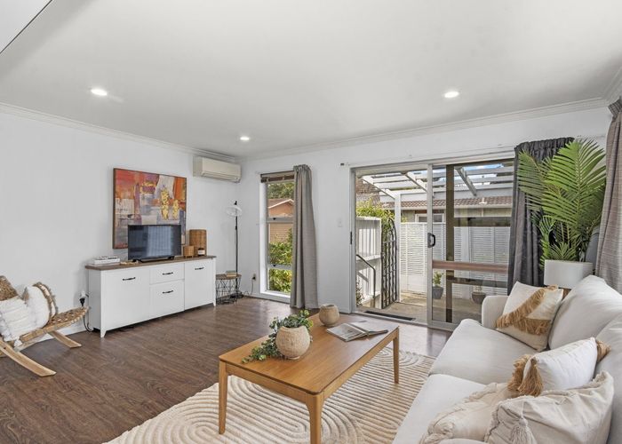  at 2/50 Selwyn Street, Somerfield, Christchurch