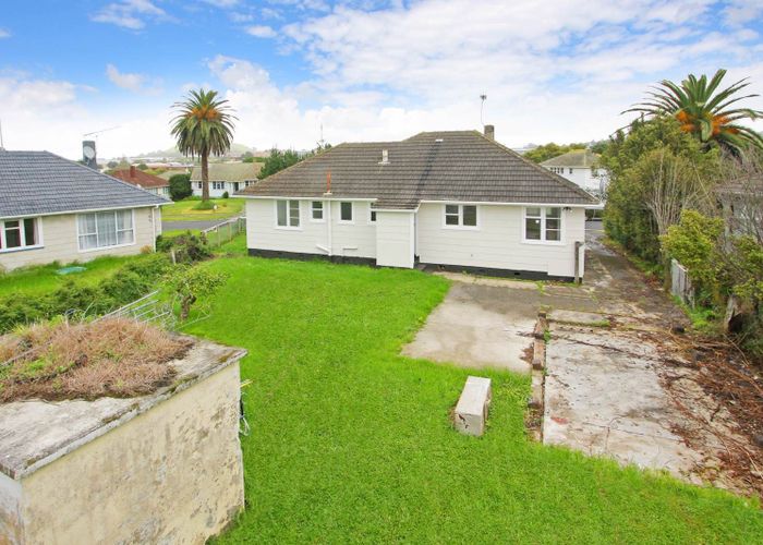  at 16 Epping Street, Glen Innes, Auckland City, Auckland