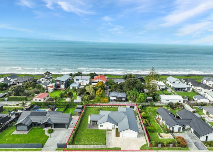  at 17 Pohutukawa Drive, Eskdale, Napier