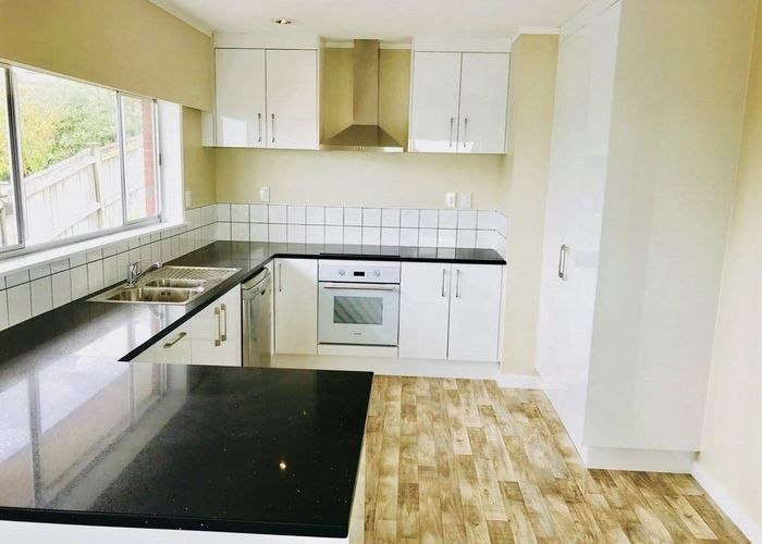  at 7 Callender Place, Shelly Park, Auckland