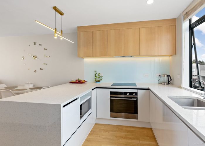  at 127B Queens Road, Panmure, Auckland