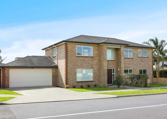  at 16 Coolaghy Drive, Flat Bush, Auckland