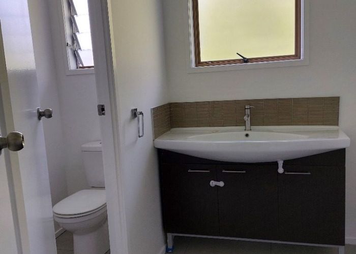  at 183 Manuka Road, Bayview, Auckland