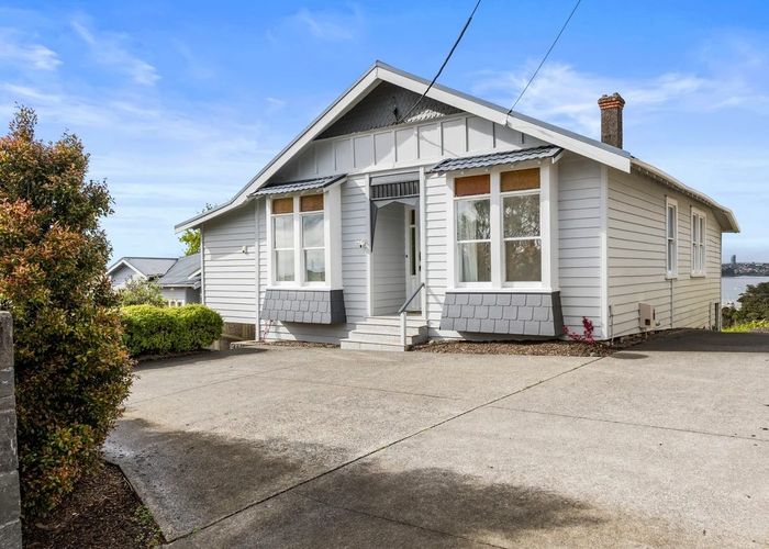  at 88 Onewa Road, Northcote Point, Auckland