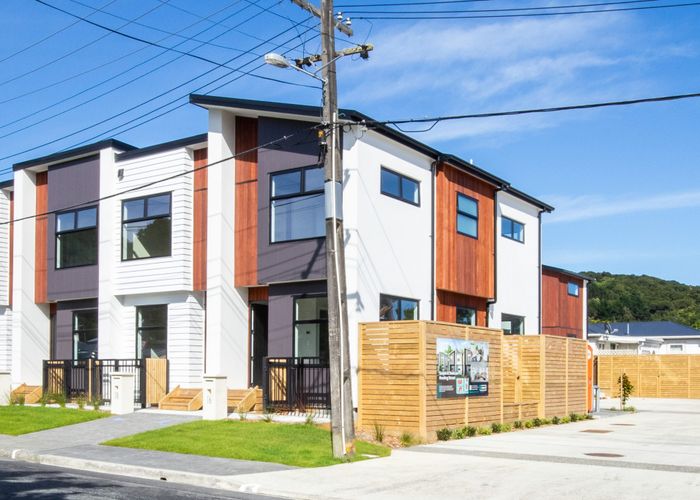  at 16 Reading Street, Wainuiomata, Lower Hutt, Wellington