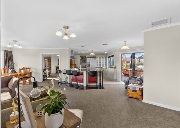  at 44 Tutakarae Road, Kelvin Grove, Palmerston North, Manawatu / Whanganui