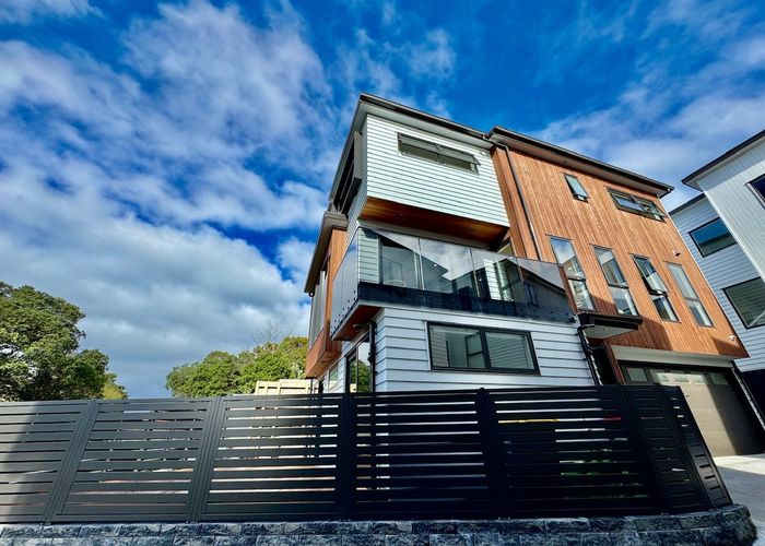  at 1C Sandford Street, Campbells Bay, North Shore City, Auckland