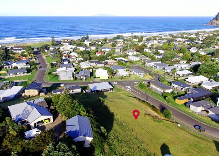  at 8 Ross Place, Whiritoa, Waihi