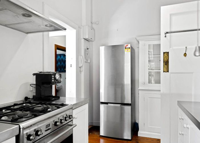  at 4/9 Parliament Street, Auckland Central, Auckland