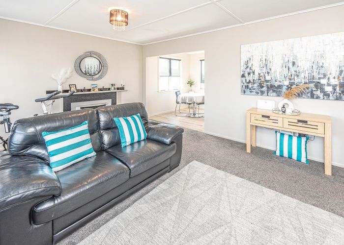  at 4 Glenn Street, Castlecliff, Whanganui