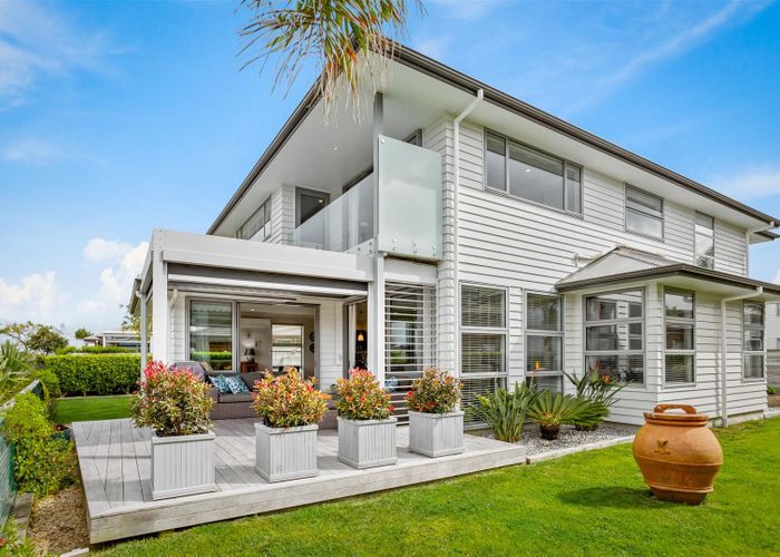 Free property data for 14 Portland Park Road, Silverdale homes.co.nz