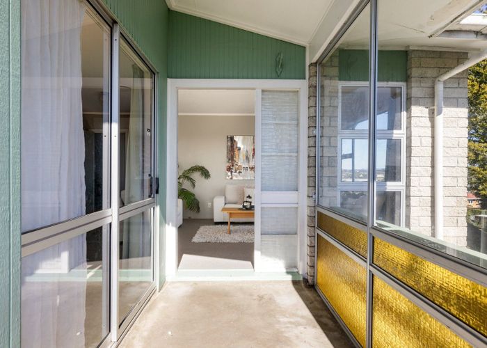  at 33A Russleigh Drive, Dinsdale, Hamilton