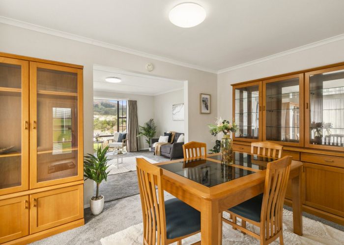  at 365 Main Road, Tawa, Wellington