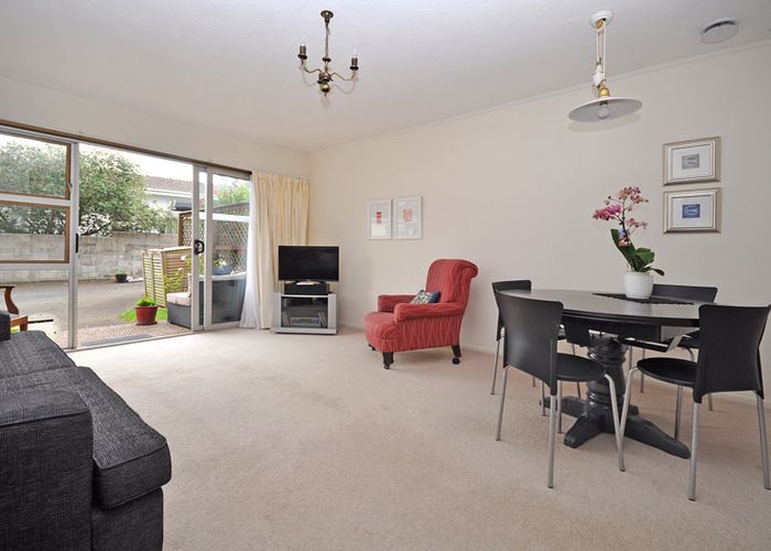  at 4/98 Namata Road, Onehunga, Auckland