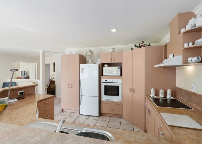  at 145 Summerhill Drive, Fitzherbert, Palmerston North
