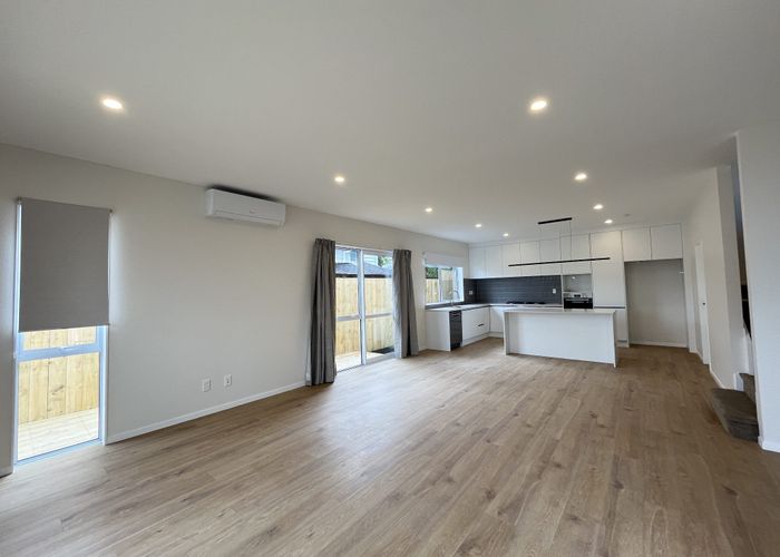  at 82D Moore Street, Howick, Manukau City, Auckland