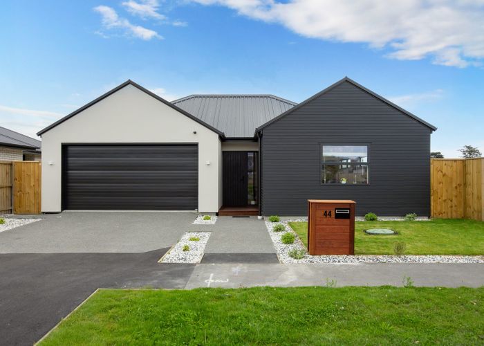  at 44 River stone Drive, Halswell, Christchurch City, Canterbury