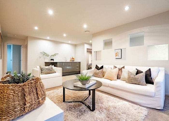  at 22 Ballindrait Dr, Flat Bush, Manukau City, Auckland