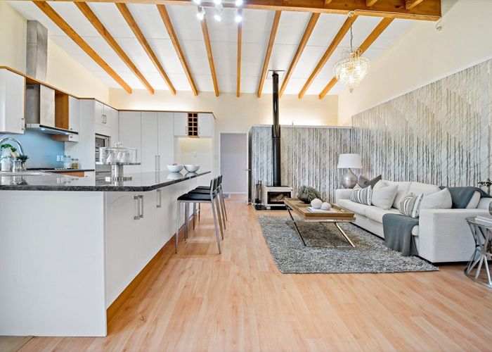  at 5 Mark Edward Drive, Half Moon Bay, Auckland