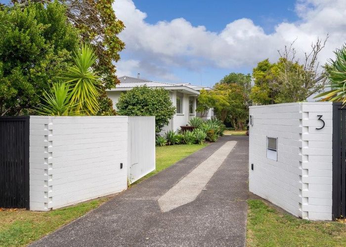  at 3 Northumberland Avenue, Hauraki, Auckland