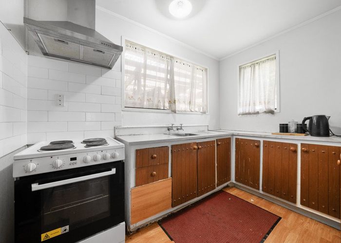  at 39 Secretariat Place, Randwick Park, Manukau City, Auckland