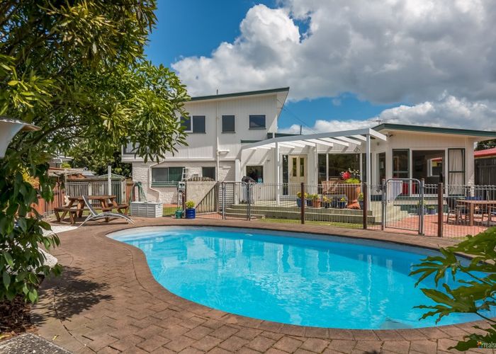  at 12 Rosebank Avenue, Avalon, Lower Hutt