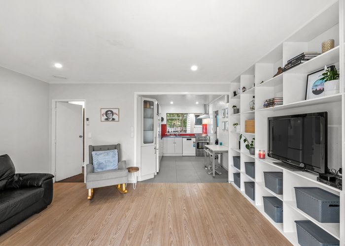  at 2/3 BEAUMARIS WAY, Conifer Grove, Takanini