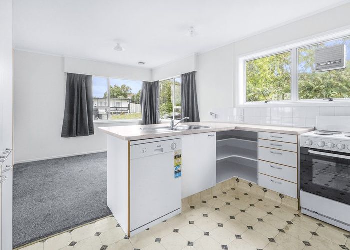  at 51 Russleigh Drive, Dinsdale, Hamilton