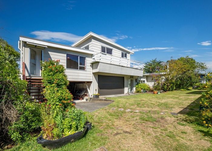  at 5 Cornwall Place, Tata Beach, Tasman, Nelson / Tasman