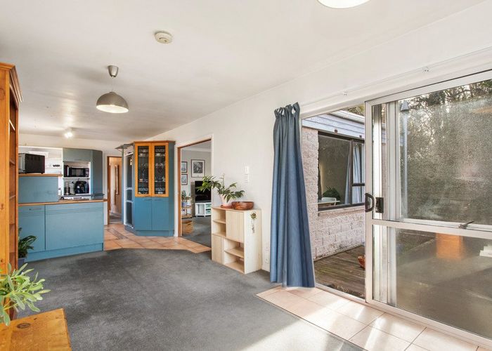  at 6 Rathlin Street, Redwood, Christchurch City, Canterbury