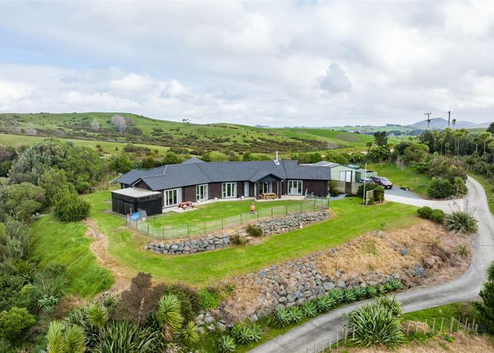  at 99 Lawrence Road, Kaiwaka