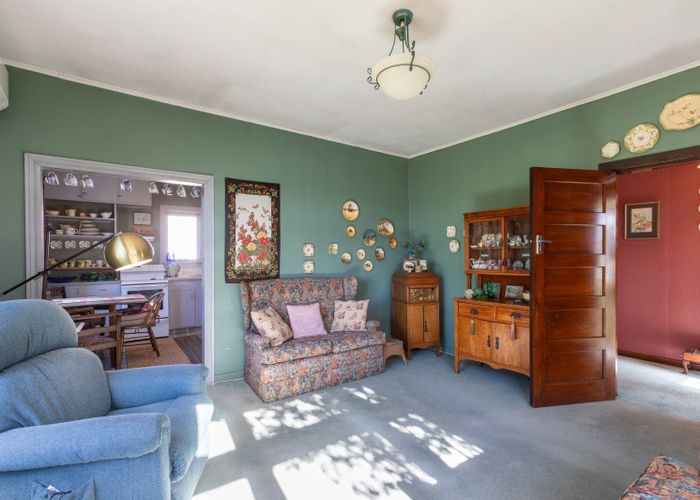  at 6 Waterloo Street, Dannevirke