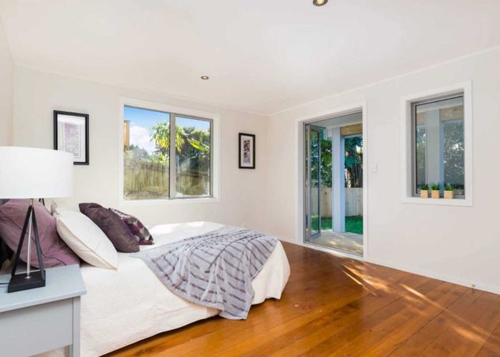  at 87 Hendry Avenue, Hillsborough, Auckland City, Auckland