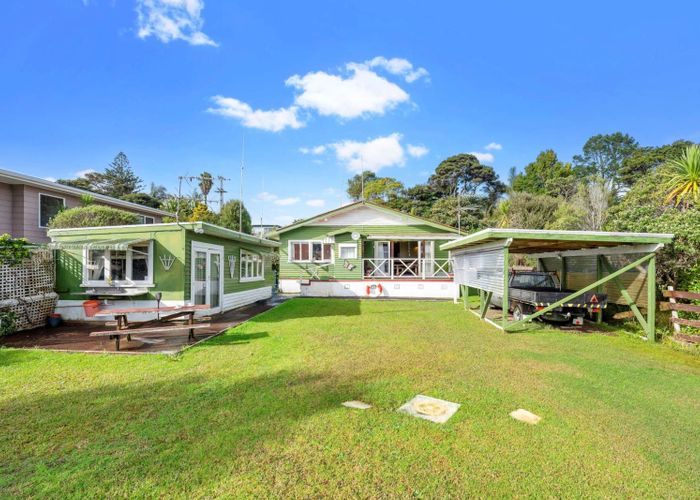  at 6 The Terrace, Herald Island, Waitakere City, Auckland