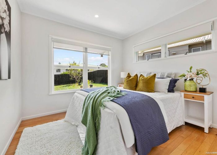  at 2/30 Hororata Road, Hauraki, North Shore City, Auckland